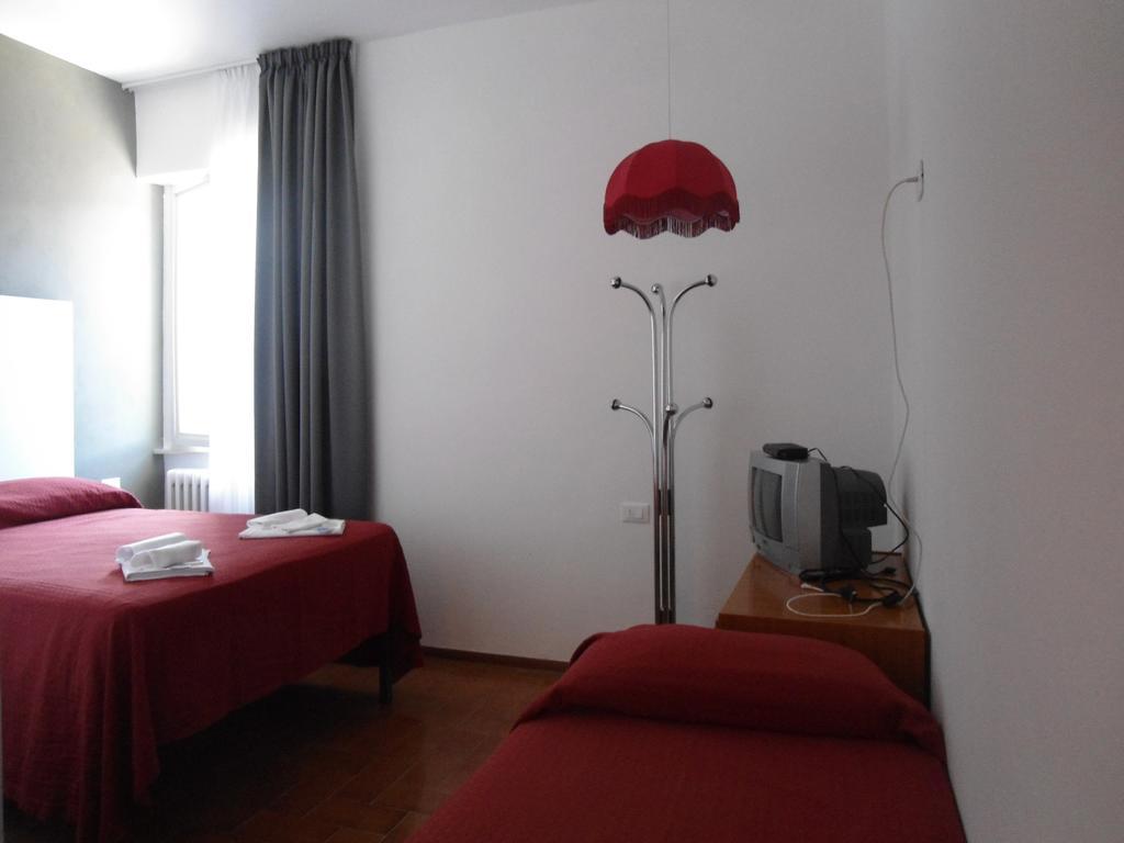 Hotel Piccola Firenze Firenzuola Szoba fotó